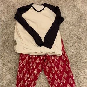 Men’s holiday pajamas